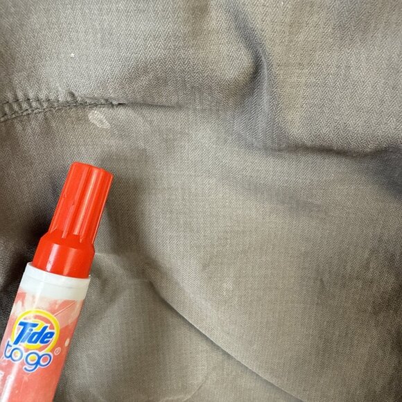 Kuhl Cargo Capri Pants Women’s Size 10 Grey Hiking‎ Stretch Floral Embroidery - Picture 3 of 16